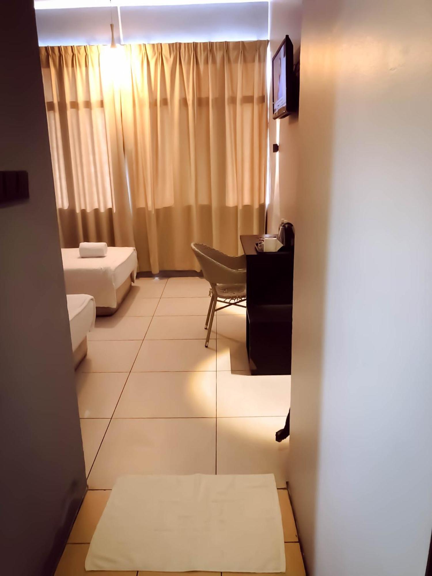De Choice Hotel Tawau Exterior photo